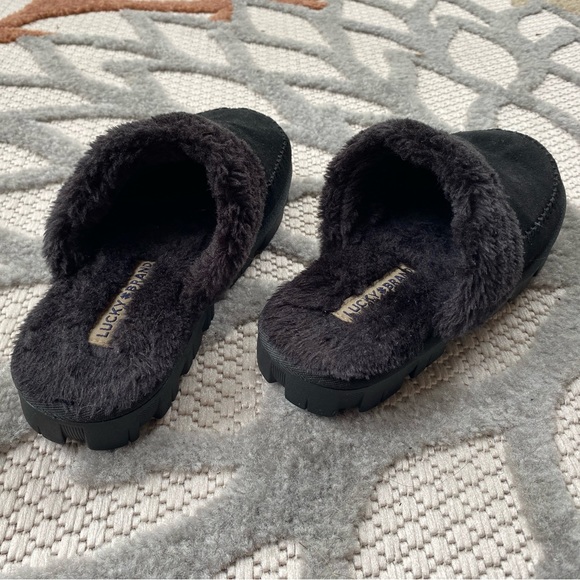 Lucky Brand Slippers - Picture 3 of 5